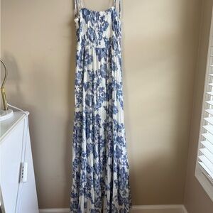 Tie-strap Maxi Dress